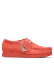 Clarks Półbuty WallabeeEVOSh 26181403 Koralowy. Pomarańczowe półbuty damskie Clarks, bez wzorów, ze skóry, bez obcasa, na płaskiej podeszwie, bez zapięcia. Za 339.99 zł.