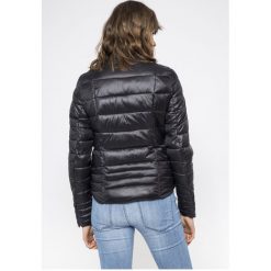 Vero Moda - Kurtka. Kurtki damskie marki Vero Moda. W wyprzedaży za 89.90 zł.