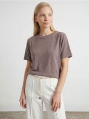 Koszulka z połyskującą aplikacją - fioletowy. Fioletowe t-shirty damskie Sinsay, l, z aplikacjami, bez kołnierzyka. Za 29.99 zł.