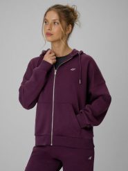 4F Bluza dresowa loose z kapturem damska - fioletowa XS. Fioletowe bluzy damskie 4f, xs, bez wzorów, z dresówki, bez kołnierzyka, bez ramiączek, z kapturem. Za 159.99 zł.