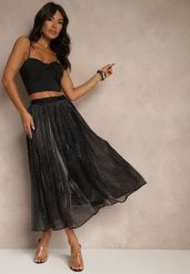 Czarna Spódnica o Rozkloszowanym Kroju z Ozdobnymi Cyrkoniami Folaressa. Czarne spódnice damskie Renee, l, z aplikacjami, eleganckie, midi, koszulowe. Za 54.99 zł.