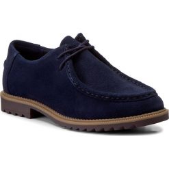 Mokasyny CLARKS - Griffin Mellow 261267144 Navy Suede. Niebieskie mokasyny damskie Clarks, z materiału. W wyprzedaży za 239.00 zł.