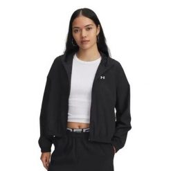 Kurtka Under Armour Rival Woven Hoody. Czarne kurtki damskie Under Armour, bez wzorów, bez kaptura. Za 249.99 zł.