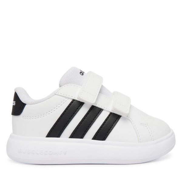 Sneakersy adidas. Białe trampki i tenisówki chłopięce Adidas, bez wzorów, bez zapięcia. Za 113.99 zł.