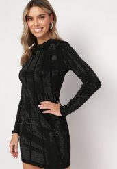 Czarna Dopasowana Sukienka Mini w Cyrkonie Upina. Czarne sukienki damskie Born2be, m, bez wzorów, bez kołnierzyka, bez ramiączek, mini, dopasowane. Za 189.99 zł.