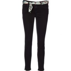 Spodnie "Lulea" - Slim fit - w kolorze czarnym. Czarne spodnie materiałowe damskie marki Marc O'Polo, w paski. W wyprzedaży za 391.95 zł.
