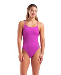 Strój kąpielowy damski Arena Team Swimsuit Challenge Solid. Czerwone kostiumy jednoczęściowe damskie Arena, uniwersalny, bez wzorów, sportowe, na fitness i siłownię. Za 144.49 zł.