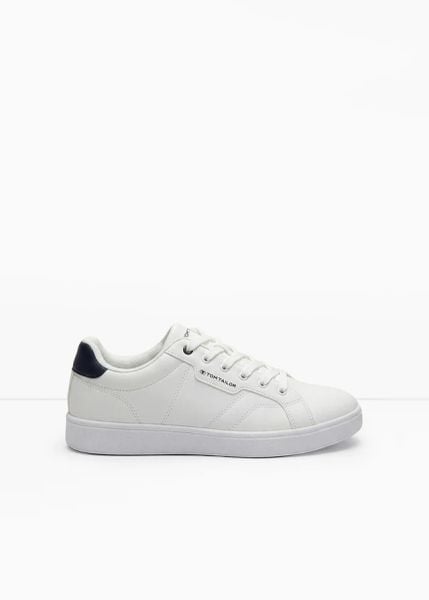 Sneakersy marki Tom Tailor. Białe buty sportowe męskie bonprix, bez zapięcia. Za 239.99 zł.