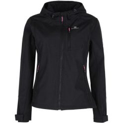 Kurtka Softshell Octavia dla Kobiet - Elegancka, Oddychająca i Wodoodporna. Czarne kurtki sportowe damskie ZUMBA WEAR, bez wzorów, z elastanu, bez kaptura, trekkingowe. Za 263.99 zł.