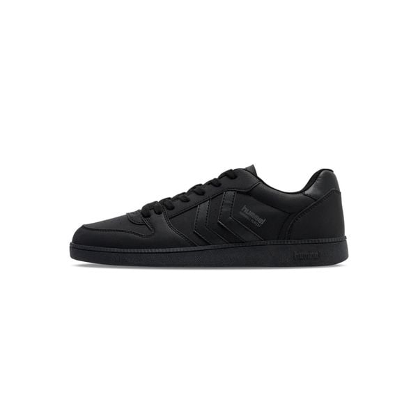 Buty halowe Hummel Perfekt SN. Czarne obuwie sportowe damskie Hummel, bez wzorów, do piłki ręcznej. Za 236.50 zł.
