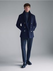 Dwurzędowy płaszcz - granatowy. Niebieskie płaszcze męskie Reserved, l, bez wzorów, z dzianiny, bez kaptura. Za 269.99 zł.