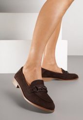 Brązowe Mokasyny Vices z Wkładką ze Skóry Naturalnej Zdobione Łańcuszkiem Delariona. Brązowe mokasyny damskie Renee, z jeansu, eleganckie. Za 89.99 zł.