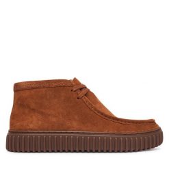 Półbuty Clarks. Brązowe półbuty na co dzień męskie Clarks, bez zapięcia. Za 519.99 zł.