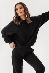 Czarna Kobieca Bluza Oversize bez Kaptóra. Czarne bluzki damskie Ivon, l, bez wzorów, z bawełny, bez kaptura. Za 189.90 zł.