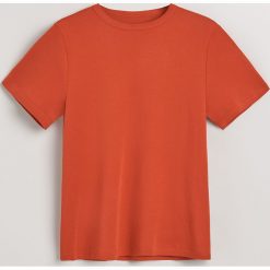 T-shirt z bawełny organicznej - Pomarańczo. T-shirty damskie marki Reserved. Za 39.99 zł.