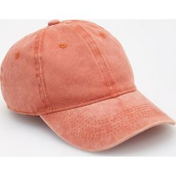 Czapka z daszkiem - Pomarańczo. Czapki dla dzieci Reserved. W wyprzedaży za 14.99 zł.