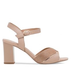 Sandały Lasocki. Brązowe sandały damskie Lasocki, bez wzorów, bez obcasa, na słupku, bez zapięcia. Za 229.99 zł.