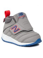 New Balance Sneakersy ITCOZYGB Szary. Szare buty sportowe chłopięce New Balance, bez wzorów, ze skóry, bez zapięcia. Za 269.99 zł.