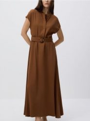 Sukienka midi z paskiem - brązowy. Brązowe sukienki damskie Reserved, l, bez wzorów, z tkaniny, bez kołnierzyka, bez ramiączek, midi. Za 139.99 zł.
