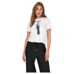 Koszulka crop top Kobieta ONLY Onlemma Life Reg S/S Lady Top Box Jrs. Białe koszulki sportowe damskie Only, s, bez wzorów, z bawełny, sportowe, bez kołnierzyka. Za 127.75 zł.