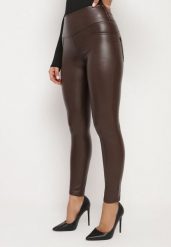 Brązowe Legginsy z Imitacji Skóry i Kieszeni z Wysokim Stanem Olabria. Brązowe legginsy damskie Born2be, s, bez wzorów, z jeansu. Za 39.99 zł.
