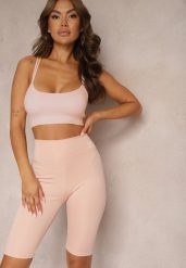 Różowe Szorty w Stylu Kolarek High Waist Wykończone Gumką w Pasie Elenea. Czerwone szorty damskie Renee, l, bez wzorów, z podwyższonym stanem. Za 24.99 zł.