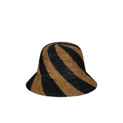 Bob kobieta Barts Brindabella. Czarne czapki i kapelusze damskie Barts, na lato, bez wzorów, eleganckie. W wyprzedaży za 235.50 zł.