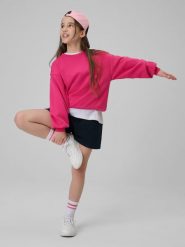 4F Spodenki dresowe dziewczęce - granatowe 128 (7-8 lat). Niebieskie spodenki dla dziewczynek 4f, bez wzorów, z bawełny, sportowe. Za 49.99 zł.