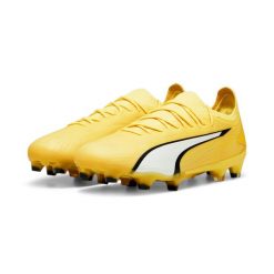 Buty piłkarskie Puma Ultra Ultimate FG/AG. Białe buty sportowe męskie Puma, bez zapięcia, do piłki nożnej. Za 574.51 zł.