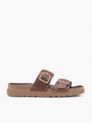 Brązowe klapki z dwoma paskami. Brązowe klapki damskie Ryłko, bez wzorów, ze skóry, klasyczne, bez obcasa, na płaskiej podeszwie. Za 379.99 zł.