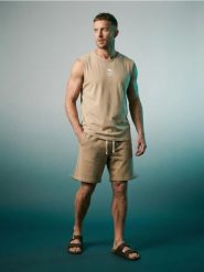 Bawełniany tank top - beżowy. Brązowe t-shirty męskie Sinsay, l, bez wzorów, z bawełny, bez kołnierzyka. Za 19.99 zł.