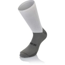 Skarpetki Mb Wear Pro Graphene. Szare skarpety damskie MB WEAR, bez wzorów. Za 164.50 zł.