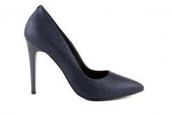 Czółenka Bayla-056 1810-771 Granat, Skóra naturalna - 38. Niebieskie czółenka damskie Bayla, z aplikacjami, z lakierowanej skóry, klasyczne, bez obcasa, bez zapięcia. W wyprzedaży za 179.10 zł.