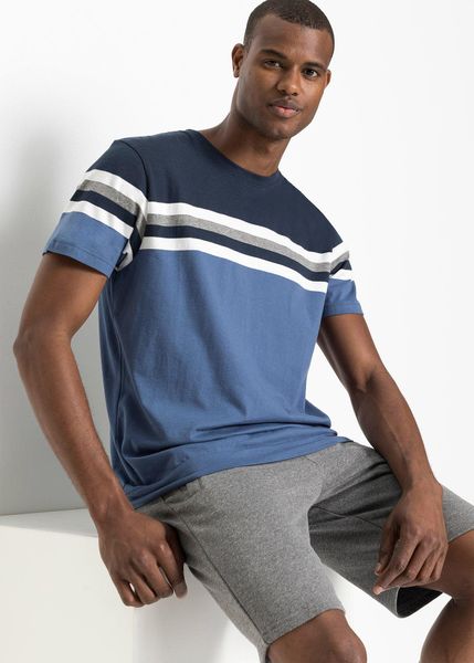 T-shirt z czystej bawełny. Niebieskie t-shirty męskie bonprix, m, bez wzorów, z bawełny, bez kołnierzyka. Za 79.99 zł.