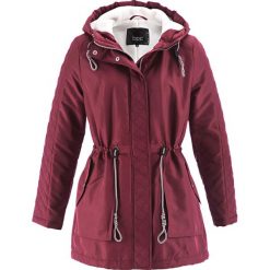 Kurtka parka z podszewką z polaru bonprix czerwony klonowy. Kurtki damskie marki bonprix. Za 89.99 zł.