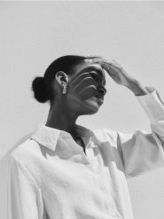 Koszula z modalem - różowy. Czerwone koszule damskie Reserved, l, bez wzorów, bez kołnierzyka, bez ramiączek. W wyprzedaży za 99.99 zł.