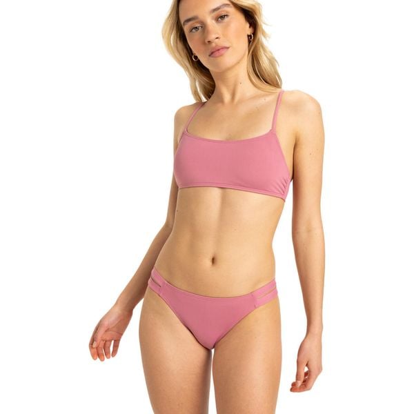 Dół bikini dla Kobiety BEACH CLASSICS BIKINI. Czerwone bikini damskie Roxy, m, bez wzorów. Za 139.99 zł.