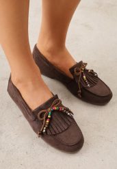 Ciemnibrązowe Mokasyny VICES z Wkładką ze Skóry Naturalnej i Ozdobnymi Koralikami Neni. Brązowe mokasyny damskie Born2be, z jeansu, eleganckie. Za 89.99 zł.