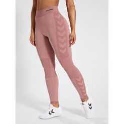 Legginsy damskie Hummel Clea. Fioletowe legginsy damskie Hummel, bez wzorów, na jogę i pilates. Za 170.00 zł.