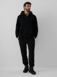 4F Spodnie polarowe joggery męskie - czarne M. Czarne spodnie sportowe męskie 4f, m, bez wzorów, z dresówki, na fitness i siłownię. Za 149.99 zł.