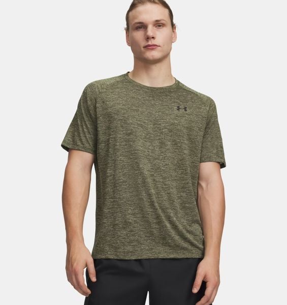 Under Armour UA TECH 2.0 SS TEE Koszulka męska. Zielone koszulki sportowe męskie Under Armour, m, bez wzorów, z tkaniny, bez kołnierzyka, bez ramiączek, na fitness i siłownię. W wyprzedaży za 77.99 zł.