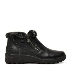 Botki Rieker. Czarne botki damskie Rieker, bez obcasa, na płaskiej podeszwie, bez zapięcia. Za 319.99 zł.