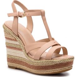 Espadryle ALDO - Nydaycia 59135153 32. Brązowe klapki damskie Aldo, z aplikacjami, ze skóry ekologicznej, bez obcasa, na obcasie. W wyprzedaży za 319.00 zł.