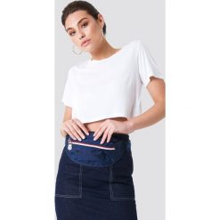 NA-KD Basic Krótki t-shirt z okrągłym dekoltem - White. T-shirty damskie marki NA-KD Basic. Za 40.95 zł.