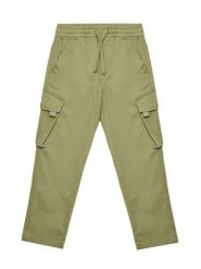 United Colors Of Benetton Spodnie materiałowe 4TCGCF049 Zielony Regular Fit. Zielone spodnie materiałowe dla chłopców United Colors Of Benetton, bez wzorów, z bawełny. Za 89.99 zł.