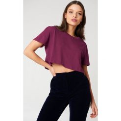 NA-KD Basic Krótki T-shirt oversize - Purple. Fioletowe t-shirty damskie NA-KD Basic, z bawełny. W wyprzedaży za 20.48 zł.