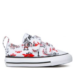 Trampki Converse. Białe półbuty chłopięce Converse, bez wzorów, retro, bez zapięcia. Za 199.99 zł.