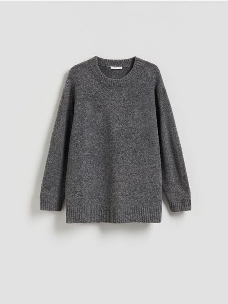 Gładki sweter - szary. Szare swetry damskie Reserved, l, bez wzorów, z dzianiny, bez kołnierzyka, bez ramiączek, bez kaptura. W wyprzedaży za 99.99 zł.