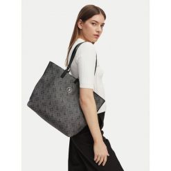 Torebka U.S. Polo Assn. Czarne torebki do ręki damskie U.S. Polo Assn., bez wzorów, bez dodatków. Za 149.99 zł.