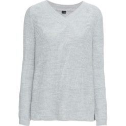 Sweter z dekoltem w serek bonprix jasnoszary melanż. Swetry damskie marki bonprix. Za 89.99 zł.